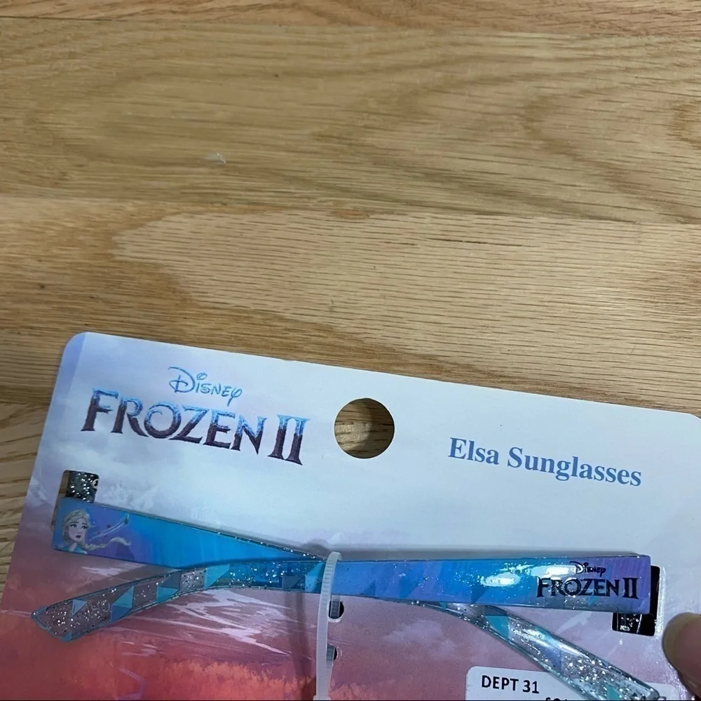Frozen Elsa Sunglasses NWT Disney Blue 100% UV Protection